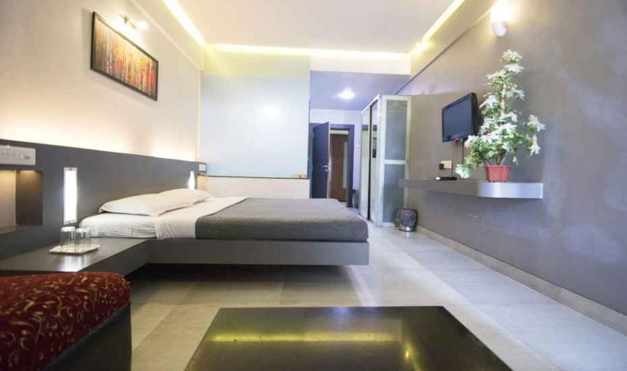 אאורנגבד Hotel Royal Palace מראה חיצוני תמונה